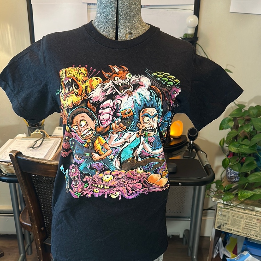 Cartoon Network Black Graphic Tee